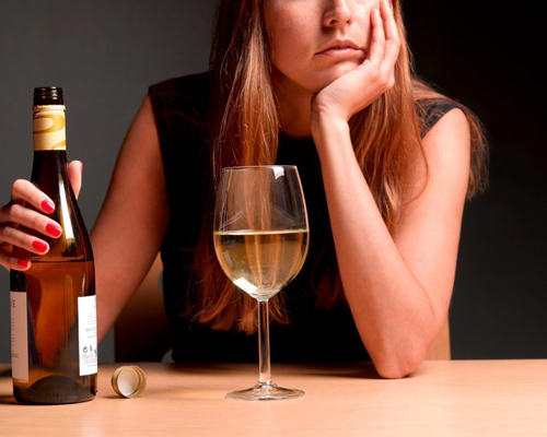 Анонимное лечение женского алкоголизма в Плёсе